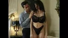 Redare Film porno clasic din anii 90 cu pizda tatoasa futute bine