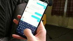 Odtwórz Prawdziwe połączenie z Tinderem: Brytyjski Chav z Birmingham wpada w szał po dwóch godzinach od pierwszej randki z Otto Holmem i Sofie Lund