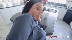 Oynat Memnun olmayan fahişe Maddy ile motelde seks