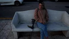 Jouer Jeu de rôle au bord de la plage : Rita Blue chevauche la bite bien dure de Dani Marco dans sa camionnette