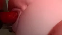 Redare Adolescentul aburit primește penetrare anală și vaginală din spate