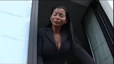 تشغيل يمارس الجنس مع ابنه لأنه يبدو جيدًا ولديه الرغبة في ممارسة الجنس