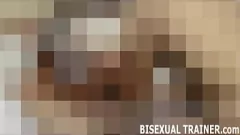 Jouer Fantasie bisexuelle: une expérience de jouet remplie de fétiche à POV