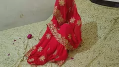 Afspelen Desi Indian Wife's tweede dag huwelijkse creampie en pijpbeurt met manlief