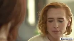 Reproducir Los vecinos de T-girl en lencería obtienen anal en un encuentro de transeúnte hardcore